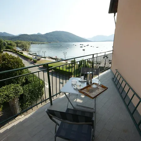 Linda Apartament *